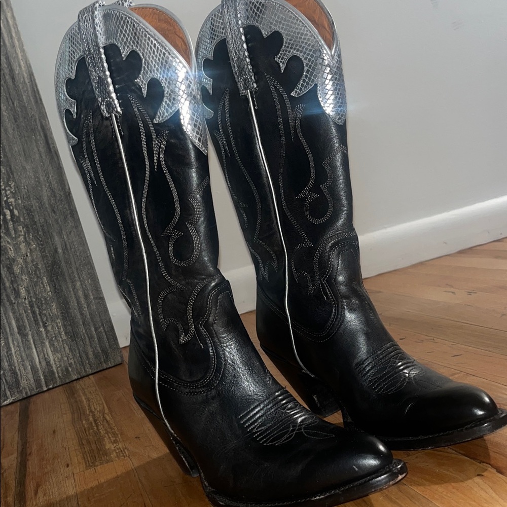 Idyllwind Black and Silver Heeled Boots